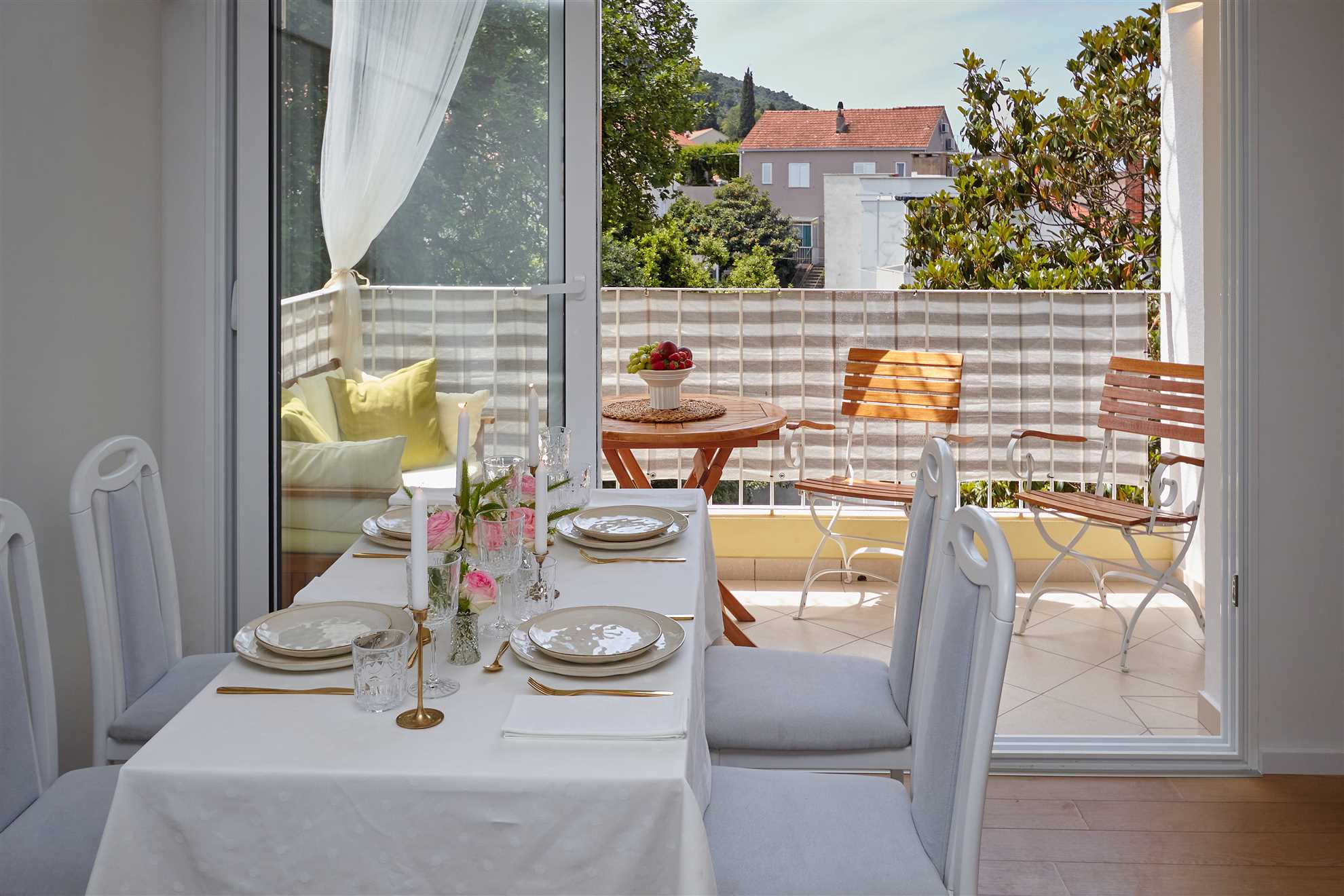 2 BR Johnny's place with free parking